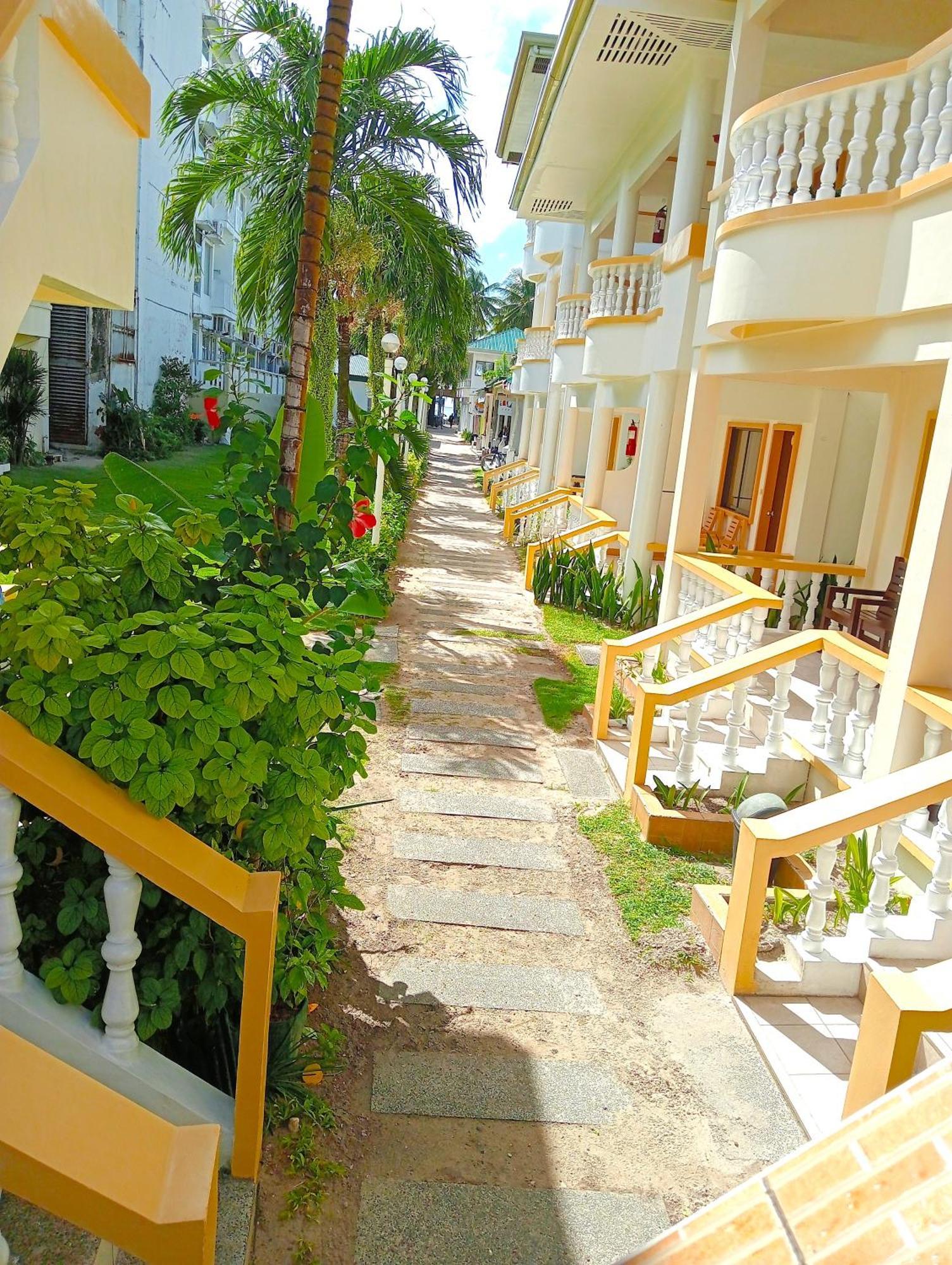 แบนส์ บีช รีสอร์ต Hotel Balabag  ภายนอก รูปภาพ