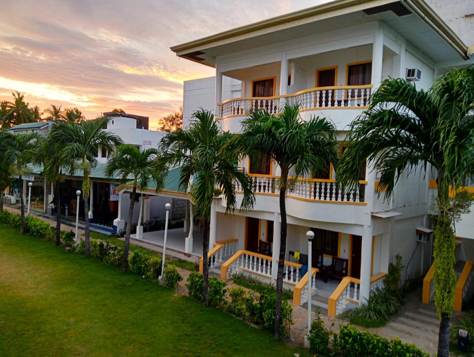 แบนส์ บีช รีสอร์ต Hotel Balabag  ภายนอก รูปภาพ